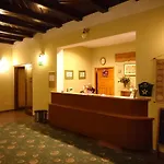 酒店 Narcyz Świeradów-Zdrój